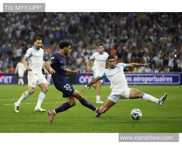 足球明星纷纷选择巴黎定居背后的原因与影响分析